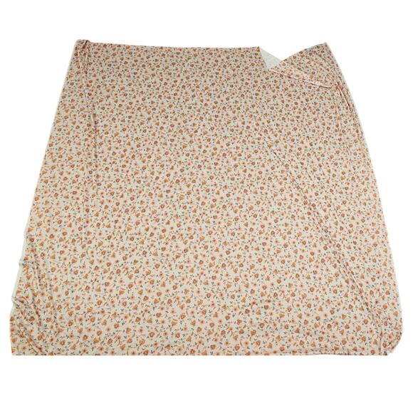 Fall inspired polyester blend no iron 59x60" scrap quilting fabric leaves cream - Picture 4 of 4